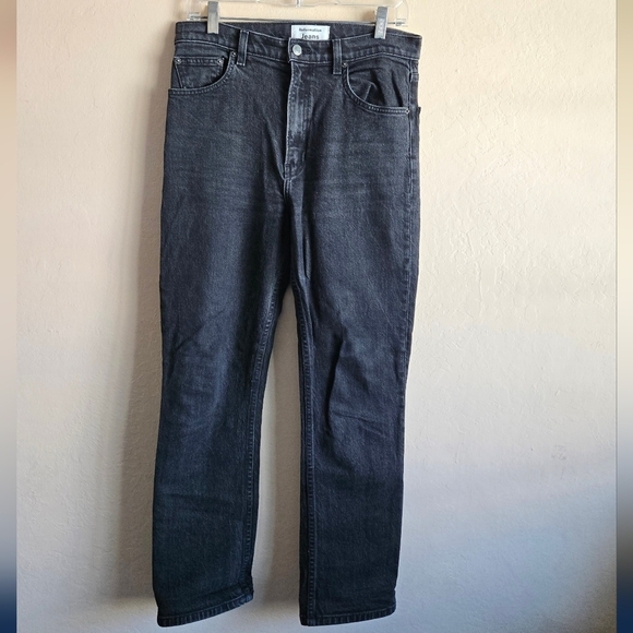 Reformation Denim - Reformation Liza High Straight Cropped Jeans Size 29 Faded Black Wash